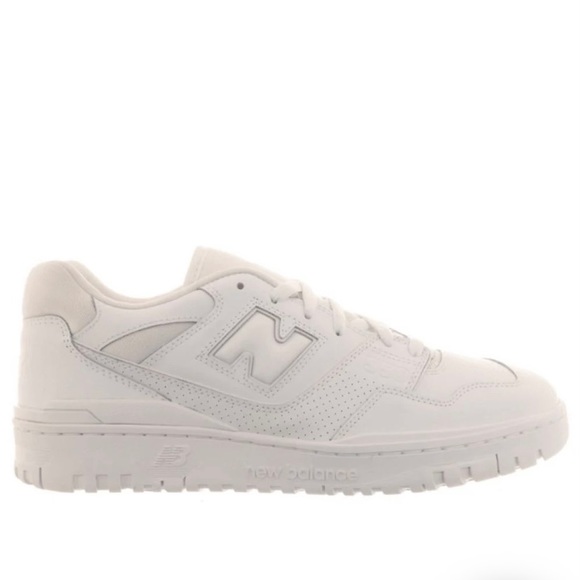 BNWT - New Balance 550 in white/white - womens/mens sizing available - Picture 1 of 1